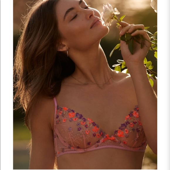 FOR LOVE & LEMONS Bloom Lace Bra - Picture 2 of 10